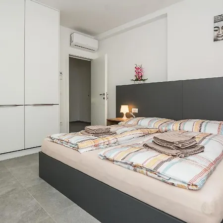 Apartment Spanic 2